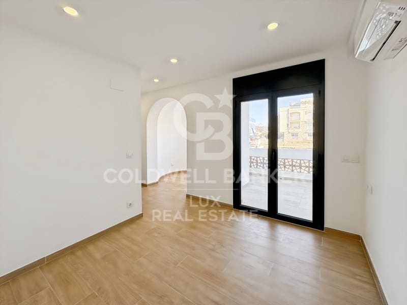 4 chambre Villa/Maison à vendre à Empuriabrava avec garage - 639 000 € (Ref: 8786410)