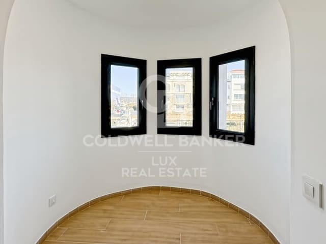 4 chambre Villa/Maison à vendre à Empuriabrava, Castelló d'Empúries avec garage - 639 000 € (Ref: 8786410)