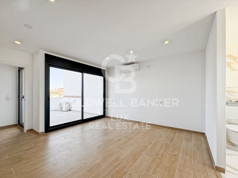 4 chambre Villa/Maison à vendre à Empuriabrava avec garage - 639 000 € (Ref: 8786410)