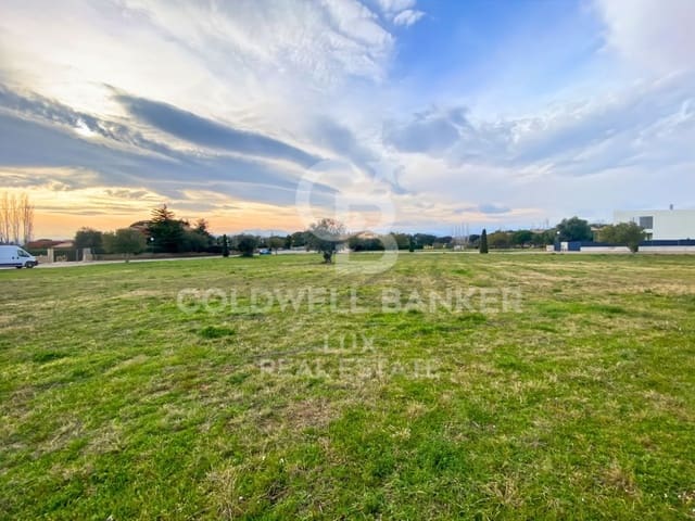 Building Plot for sale in Peralada - € 1,258,840 (Ref: 8813874)