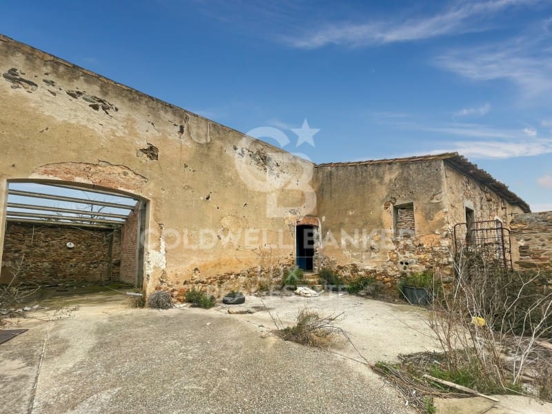 Byggegrund til salg i Garriguella - € 2.448.000 (Ref: 8836868)