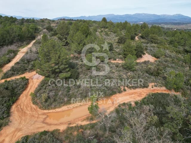 Building Plot for sale in Garriguella - € 2,448,000 (Ref: 8836868)