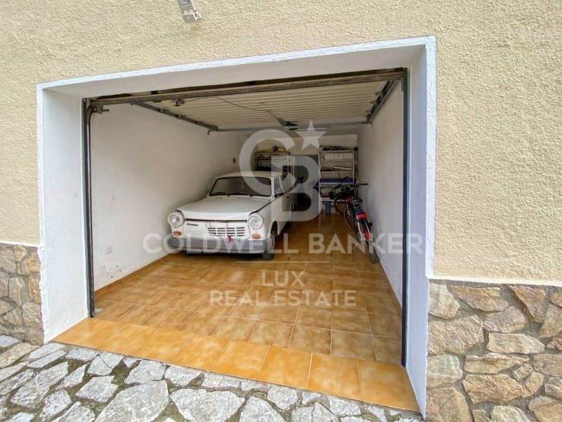 3 bedroom Villa for sale in Palau-saverdera with pool garage - € 750,000 (Ref: 8850314)