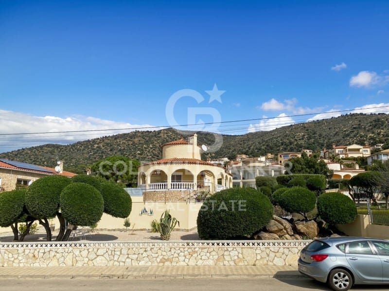 3 bedroom Villa for sale in Palau-saverdera with pool garage - € 750,000 (Ref: 8850314)