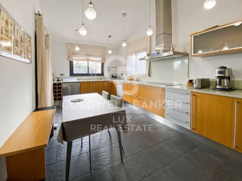 4 soverom Villa til salgs i Peralada med svømmebasseng garasje - € 950 000 (Ref: 8851743)