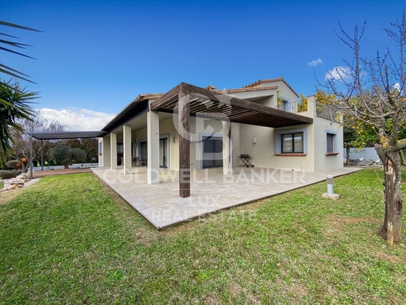 4 soverom Villa til salgs i Peralada med svømmebasseng garasje - € 950 000 (Ref: 8851743)