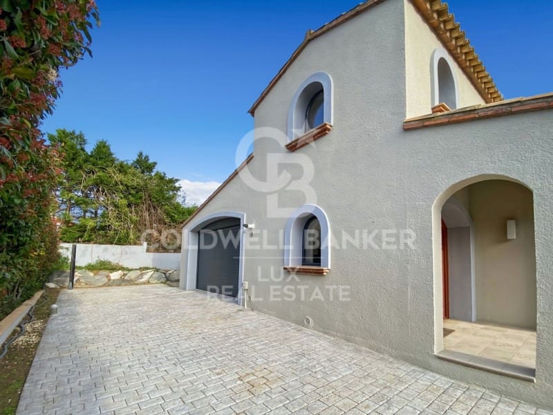 4 soverom Villa til salgs i Peralada med svømmebasseng garasje - € 950 000 (Ref: 8851743)