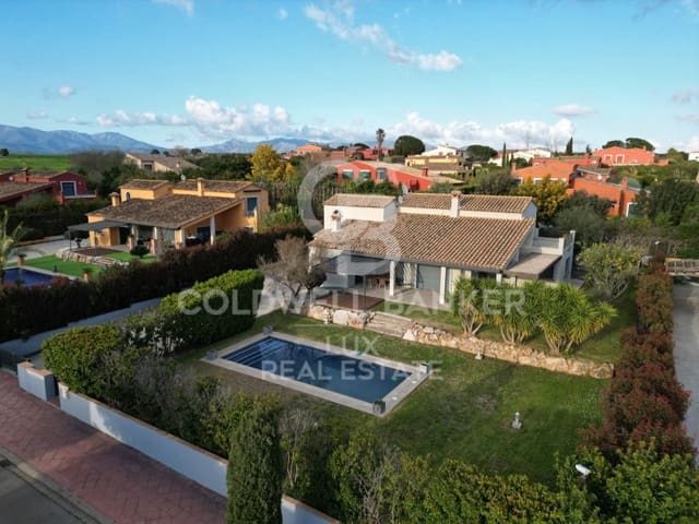 4 bedroom Villa for sale in Peralada with pool garage - € 950,000 (Ref: 8851743)