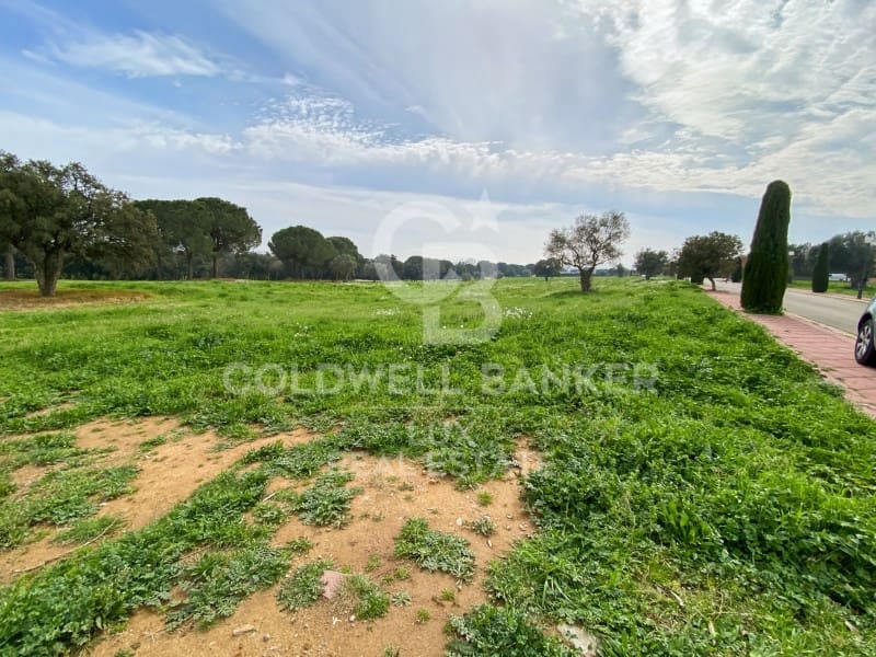 Tontti myytävänä paikassa Peralada - 529 000 € (Ref: 8863001)