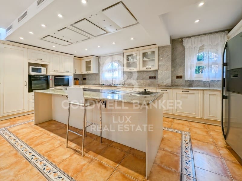 5 camera da letto Villa in vendita in Empuriabrava con piscina - 1.590.000 € (Rif: 8865688)