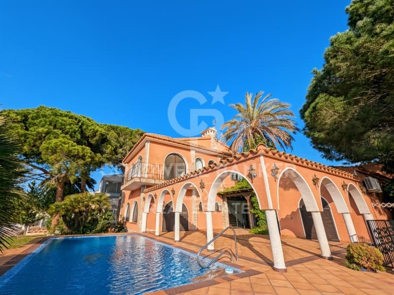 5 camera da letto Villa in vendita in Empuriabrava con piscina - 1.590.000 € (Rif: 8865688)