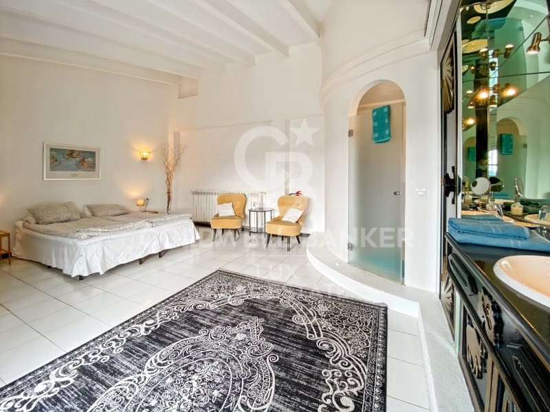 7 chambre Villa/Maison à vendre à Pau avec piscine garage - 695 000 € (Ref: 8874824)