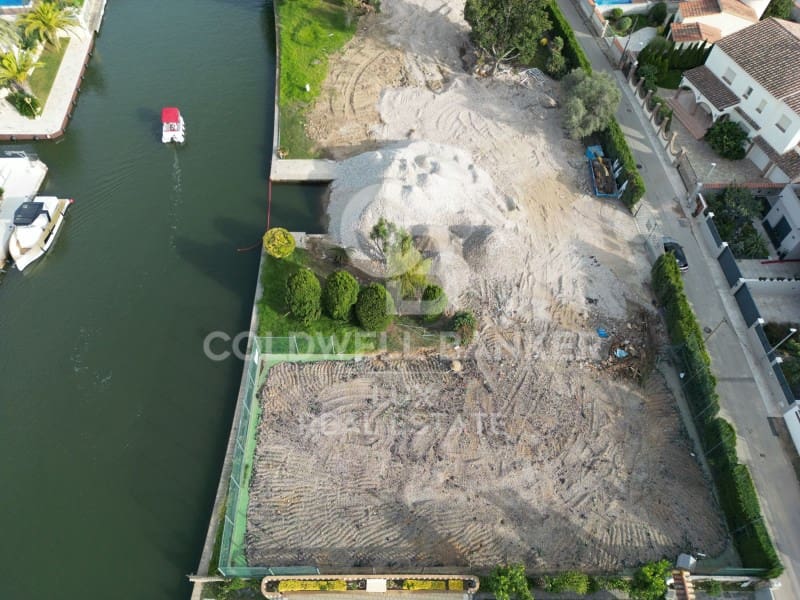Byggegrund til salg i Empuriabrava - € 750.000 (Ref: 8874825)