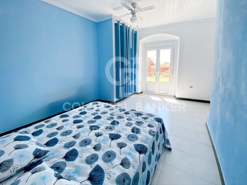 4 bedroom Villa for sale in Vilajuiga with garage - € 320,000 (Ref: 8947423)