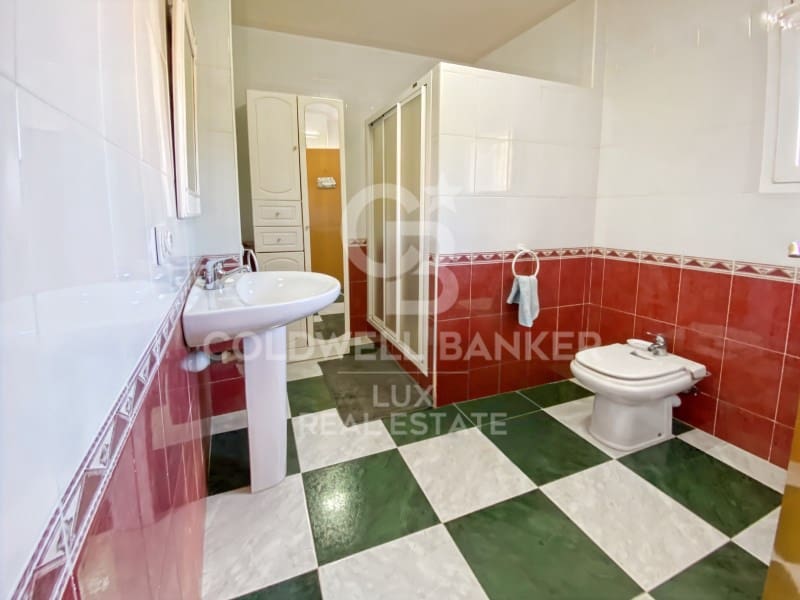 4 bedroom Villa for sale in Vilajuiga with garage - € 320,000 (Ref: 8947423)