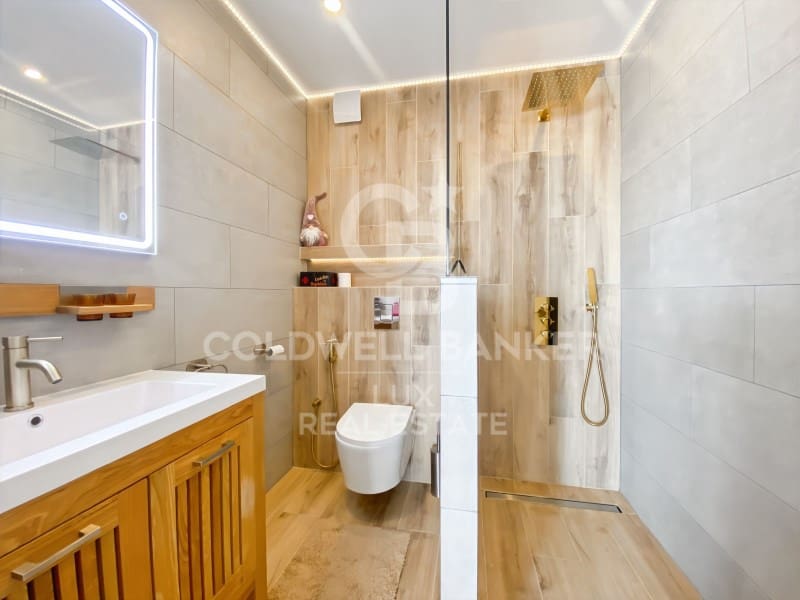 4 soveværelse Villa til salg i Roses med swimmingpool - € 759.000 (Ref: 8952785)