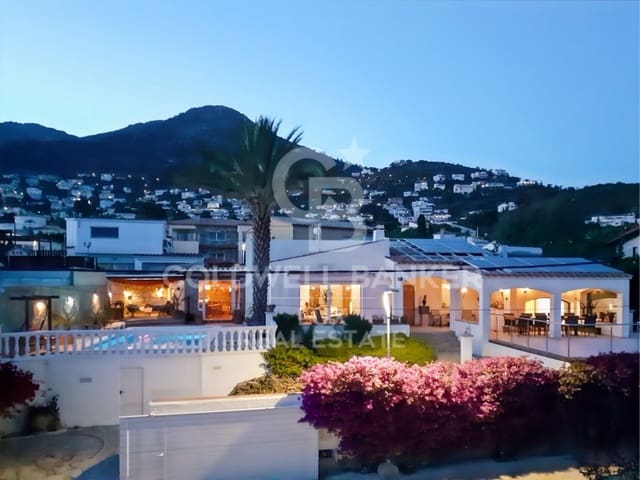 4 soverom Villa til salgs i El Mas Fumats, Roses med svømmebasseng - € 759 000 (Ref: 8952785)