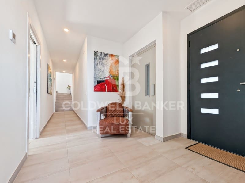 3 sypialnia Willa na sprzedaż w Roses z basenem garażem - 995 000 € (Ref: 8961952)