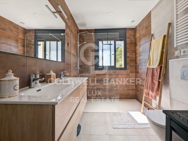 3 sypialnia Willa na sprzedaż w Roses z basenem garażem - 995 000 € (Ref: 8961952)