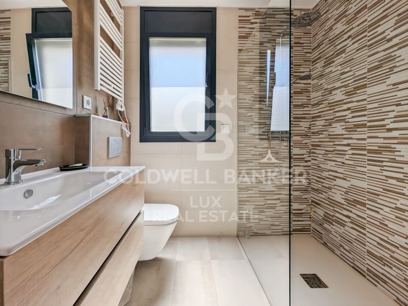 3 sypialnia Willa na sprzedaż w Roses z basenem garażem - 995 000 € (Ref: 8961952)