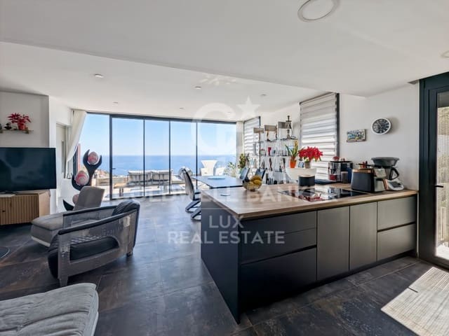 Chalet de 3 habitaciones en Roses en venta con piscina garaje - 995.000 € (Ref: 8961952)