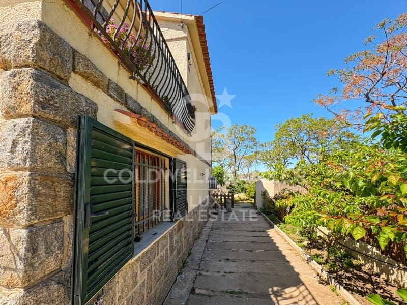 4 Zimmer Villa zu verkaufen in Empuriabrava mit Pool Garage - 820.000 € (Ref: 8962562)