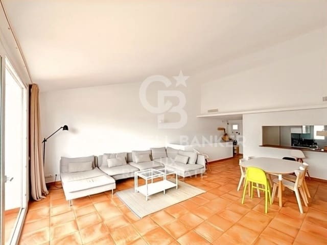 4 bedroom Villa for sale in Cadaqués with garage - € 1,600,000 (Ref: 8994130)