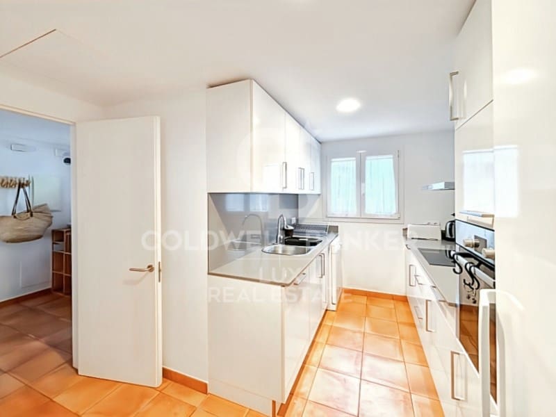 4 sovrum Villa till salu i Cadaques med garage - 1 600 000 € (Ref: 8994130)