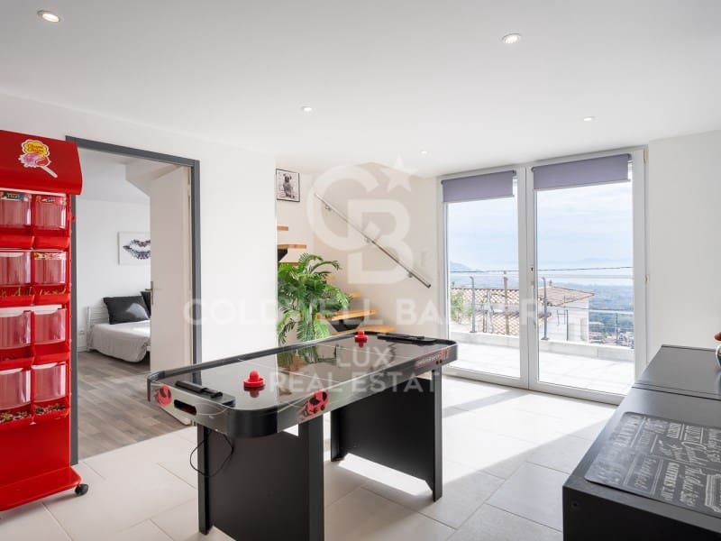 5 soveværelse Villa til salg i Roses med swimmingpool garage - € 890.000 (Ref: 9029906)