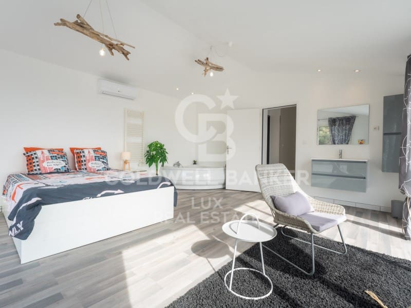 5 soveværelse Villa til salg i Roses med swimmingpool garage - € 890.000 (Ref: 9029906)