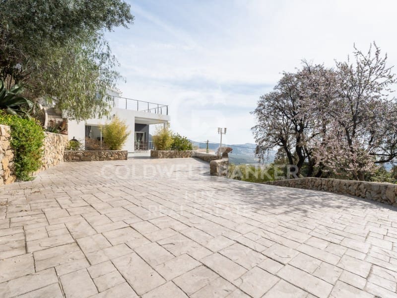 5 soveværelse Villa til salg i Roses med swimmingpool garage - € 890.000 (Ref: 9029906)