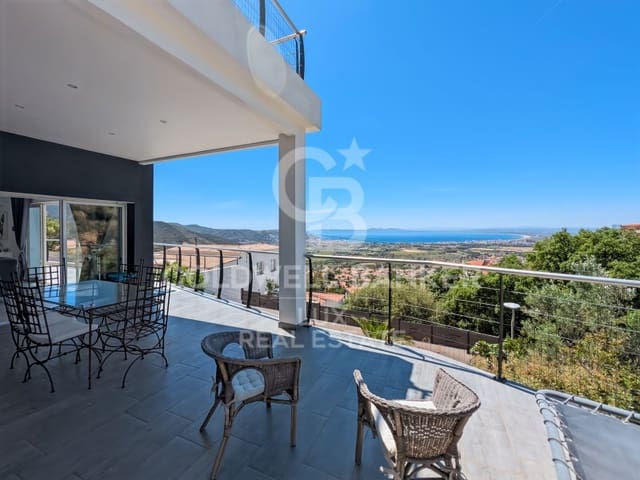 5 soverom Villa til salgs i El Mas Fumats, Roses med svømmebasseng garasje - € 790 000 (Ref: 9029906)