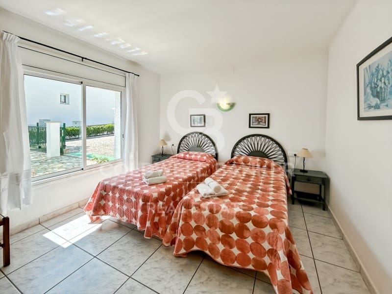 Hotel til salg i Llanca med swimmingpool garage - € 7.200.000 (Ref: 9060482)