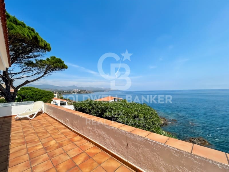 Hotel til salg i Llanca med swimmingpool garage - € 7.200.000 (Ref: 9060482)