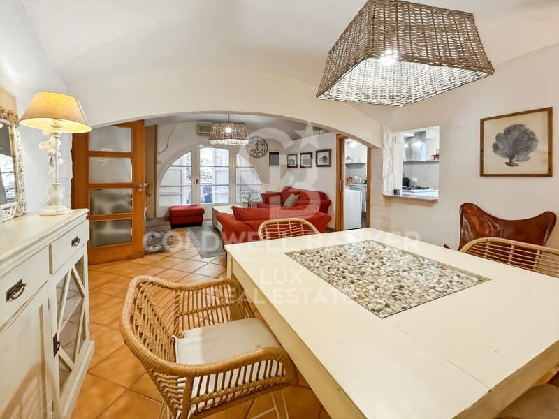 7 Zimmer Villa zu verkaufen in Llanca mit Pool - 1.200.000 € (Ref: 9114351)