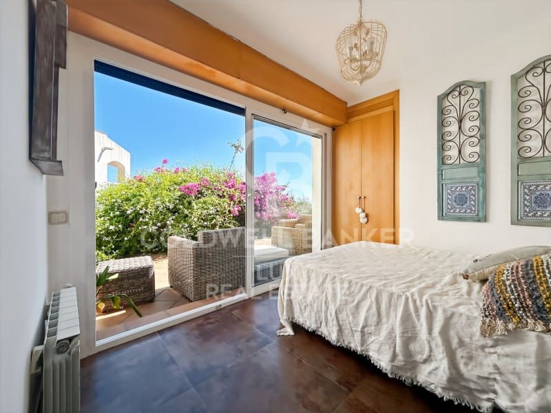 7 Zimmer Villa zu verkaufen in Llanca mit Pool - 1.200.000 € (Ref: 9114351)