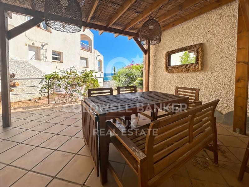 7 Zimmer Villa zu verkaufen in Llanca mit Pool - 1.200.000 € (Ref: 9114351)