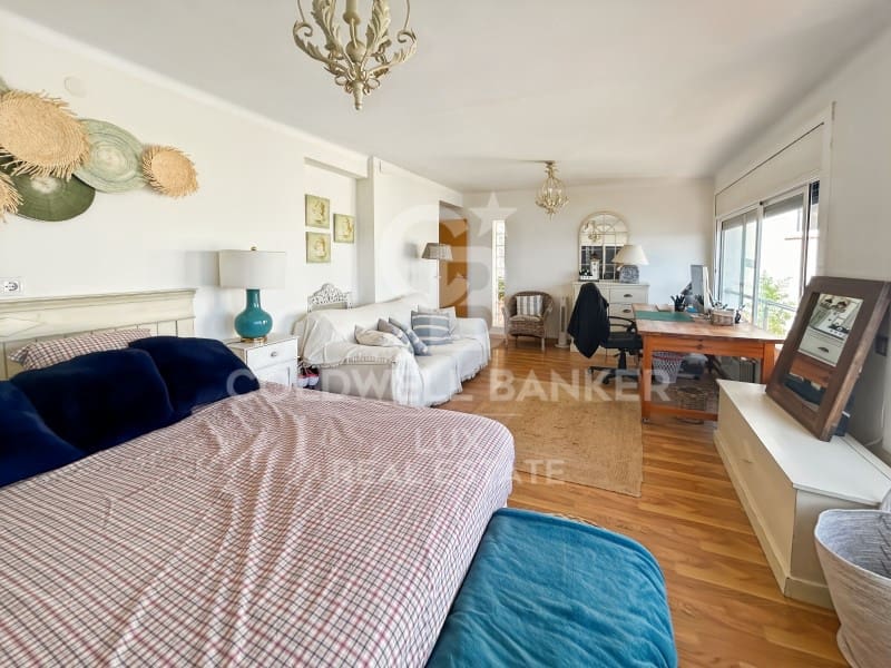 7 Zimmer Villa zu verkaufen in Llanca mit Pool - 1.200.000 € (Ref: 9114351)