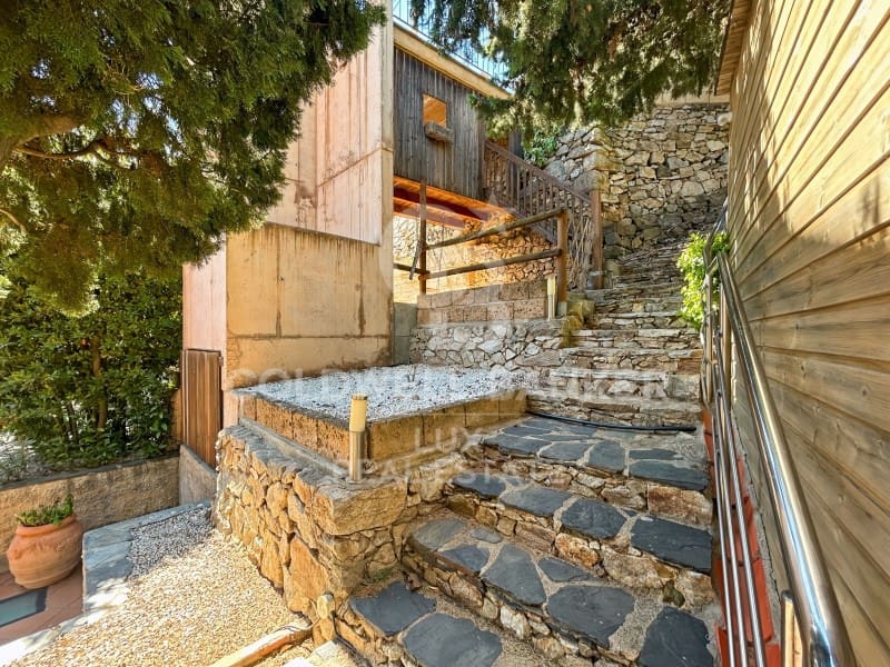 7 Zimmer Villa zu verkaufen in Llanca mit Pool - 1.200.000 € (Ref: 9114351)