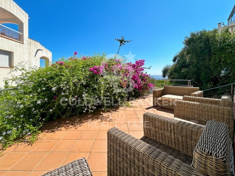 7 Zimmer Villa zu verkaufen in Llanca mit Pool - 1.200.000 € (Ref: 9114351)