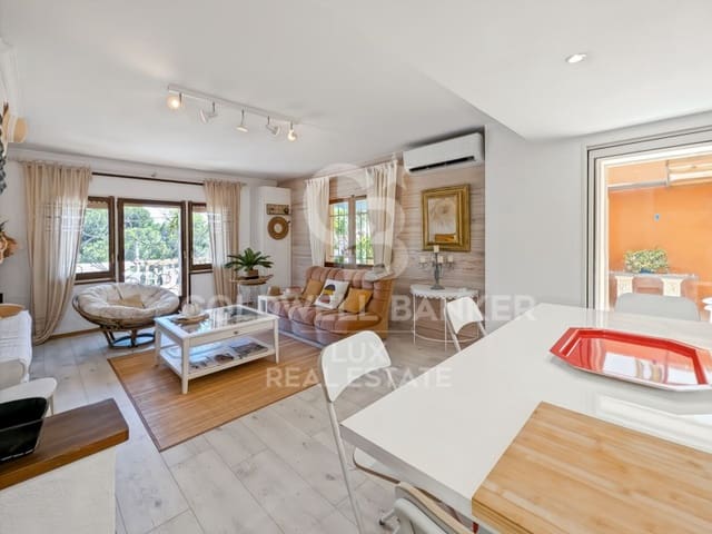 2 soverom Villa til salgs i Roses med garasje - € 490 000 (Ref: 9114352)