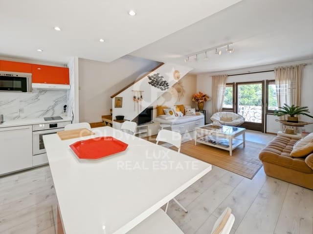 2 soverom Villa til salgs i Roses med garasje - € 490 000 (Ref: 9114352)