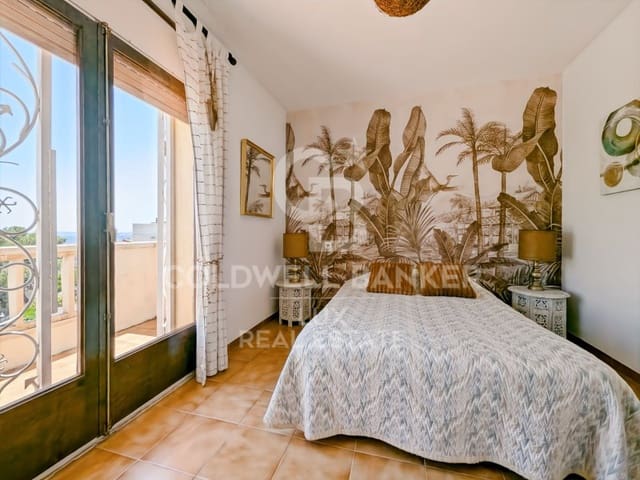 2 soverom Villa til salgs i Roses med garasje - € 490 000 (Ref: 9114352)