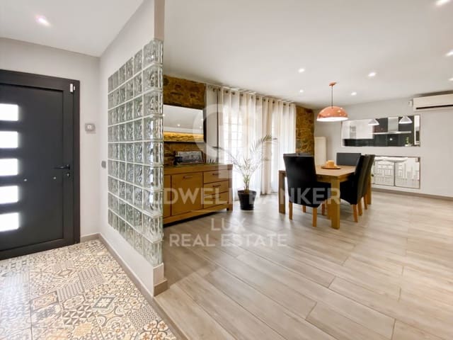 3 soverom Hus til salgs i Roses med garasje - € 360 000 (Ref: 9137041)