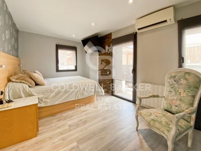 3 soverom Hus til salgs i Roses med garasje - € 360 000 (Ref: 9137041)