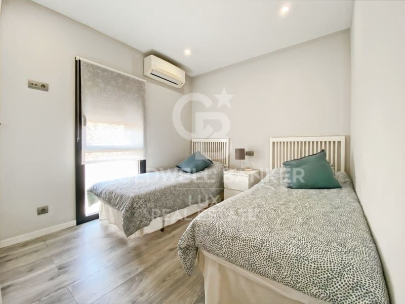 3 soverom Hus til salgs i Roses med garasje - € 360 000 (Ref: 9137041)