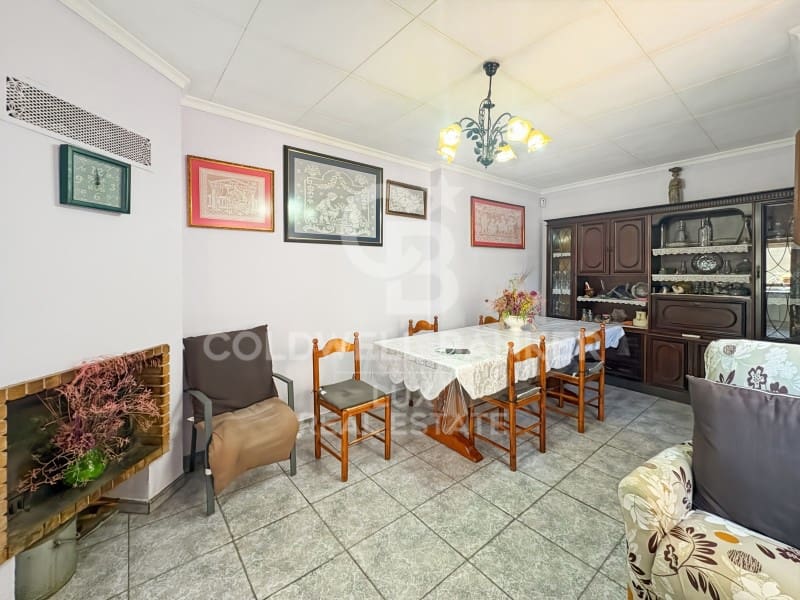 2 soveværelse Byhus til salg i Palau-saverdera med garage - € 370.000 (Ref: 9149202)