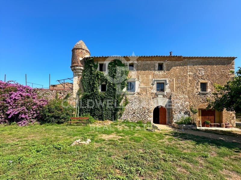 Finca/Landehus til salg i L'Escala - € 1.500.000 (Ref: 9156140)