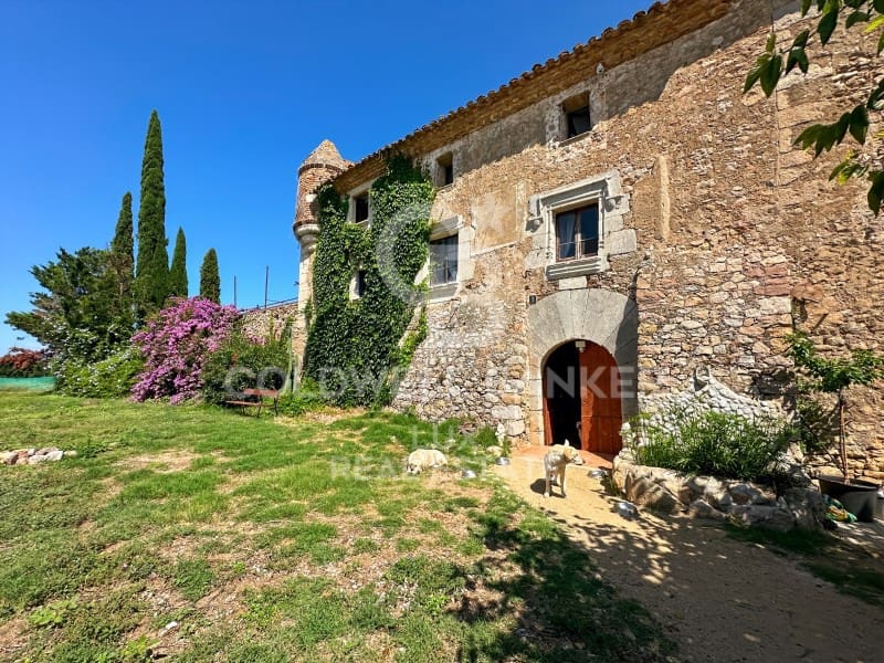 Finca/Landehus til salg i L'Escala - € 1.500.000 (Ref: 9156140)