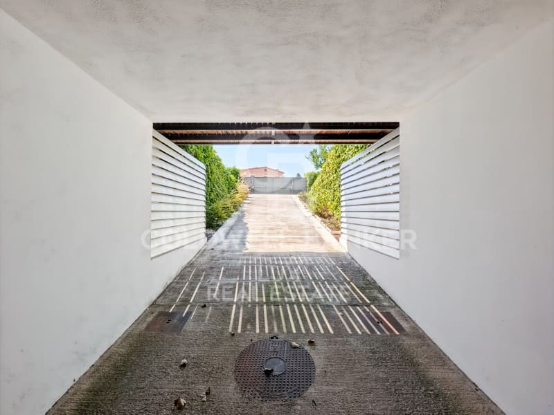 4 bedroom Villa for sale in Peralada with pool garage - € 1,050,000 (Ref: 9159902)